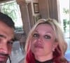 Britney Spears officialisant ses fiançailles aux côtés de son chéri, Sam Asghari, sur Instagram.