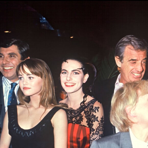 Archives - Lio, Jean-Pierre Foucault, Vanessa Paradis, Jean-Paul Belmondo, Richard Anconina, Nicole Croisille, Claude Lelouch - Anniversaire de Jean-Pierre Foucault pour ses 41 ans.