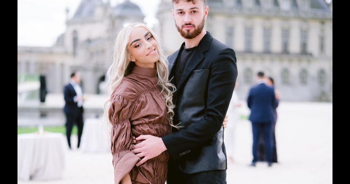 Bilal Hassani Tres Proche De Son Partenaire Dans Dals Son Compagnon Cassem Inquiet Purepeople