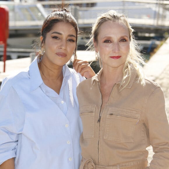 Leila Bekhti, Audrey Lamy de La Vengeance au triple galop - Photocall lors du Festival de la Fiction de La Rochelle. © Christophe Aubert via Bestimage