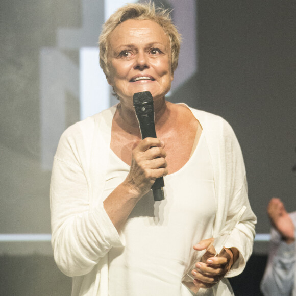 Muriel Robin (Meilleure série 52 minutes pour "Mon ange") - Soirée de clôture du Festival de la Fiction de La Rochelle. Le 18 septembre 2021 © Christophe Aubert via Bestimage