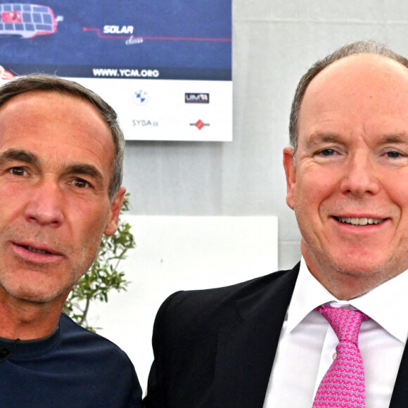 Mike Horn, l'explorateur aventurier, et le prince Albert II de Monaco au Yacht Club de Monaco, le 25 mars 2021. © Bruno Bebert/Bestimage 