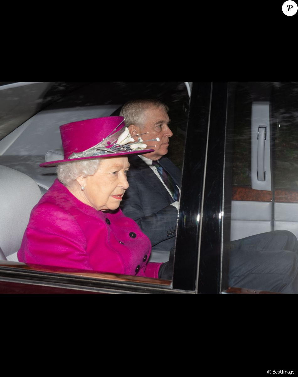Le prince Andrew, duc d'York, arrive, pour la deuxième cet été, avec la reine Elisabeth II d'Angleterre, à la résidence de Balmoral. Le 15 septembre 2019