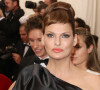 Linda Evangelista - Soirée Costume Institute Gala 2015 (Met Ball) au Metropolitan Museum célébrant l'ouverture de Chine: à travers le miroir à New York, le 4 mai 2015.