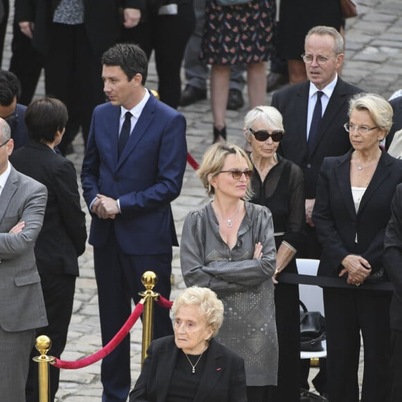 Jean-Michel Blanquer, Benjamin Griveaux, Claude Chirac, sa mère Bernadette Chirac, Michèle Alliot-Marie, Renaud Donnedieu de Vabres - Hommage national à Simone Veil (femme politique et rescapée de la Shoah) dans la cour d'Honneur des Invalides à Paris, France, le 5 juillet 2017. Simone Veil reposera avec son mari au Panthéon. © Pierre Perusseau/Bestimage