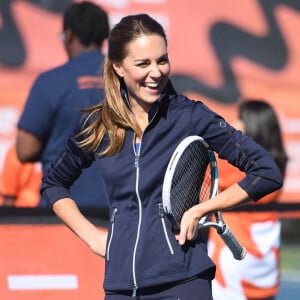 Kate Middleton et Emma Raducanu lors d'un événement organisé par le programme LTA Youth, au National Tennis Center de Londres.