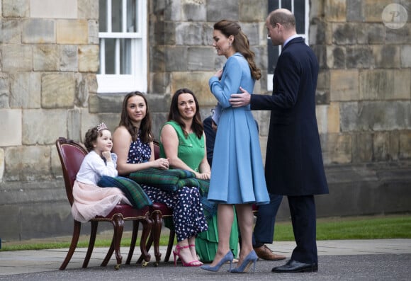 Le prince William et Kate Catherine Middleton lors de l'événement "Beating of the Retreat (Cérémonie de la Retraite)" au palais de Holyroodhouse à Edimbourg. Le 27 mai 2021.