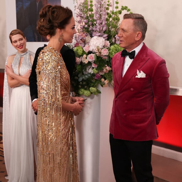 Catherine Kate Middleton, duchesse de Cambridge, Daniel Craig - Avant-première mondiale du film "James Bond - Mourir peut attendre (No Time to Die)" au Royal Albert Hall à Londres le 28 septembre 2021.