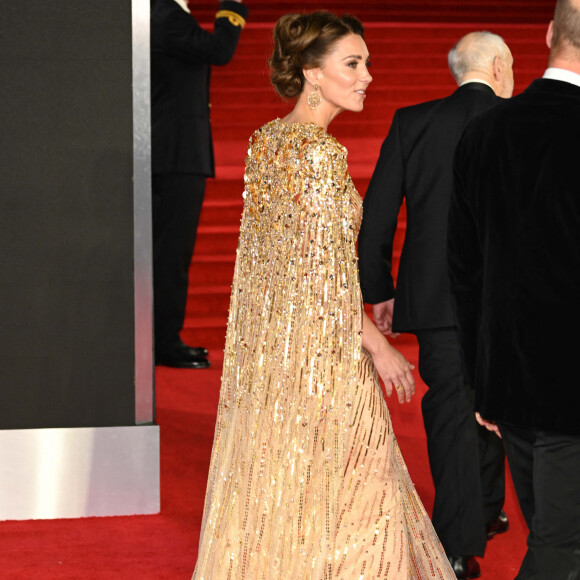 Catherine Kate Middleton, la duchesse de Cambridge - Avant-première mondiale du film "James Bond - Mourir peut attendre (No Time to Die)" au Royal Albert Hall à Londres, le 28 septembre 2021.