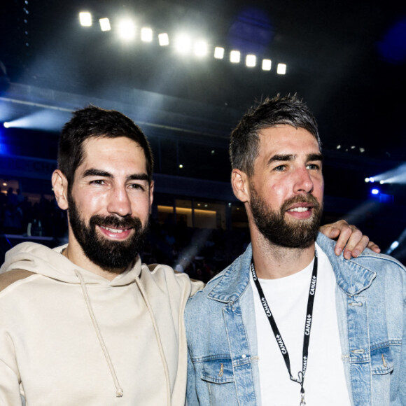 Nikola et Luka Karabatic - People et politiques se retrouvent au gala de boxe "La Conquête" au stade Roland Garros à Paris le 10 septembre 2021 © JB Autissier / Panoramic / Bestimage