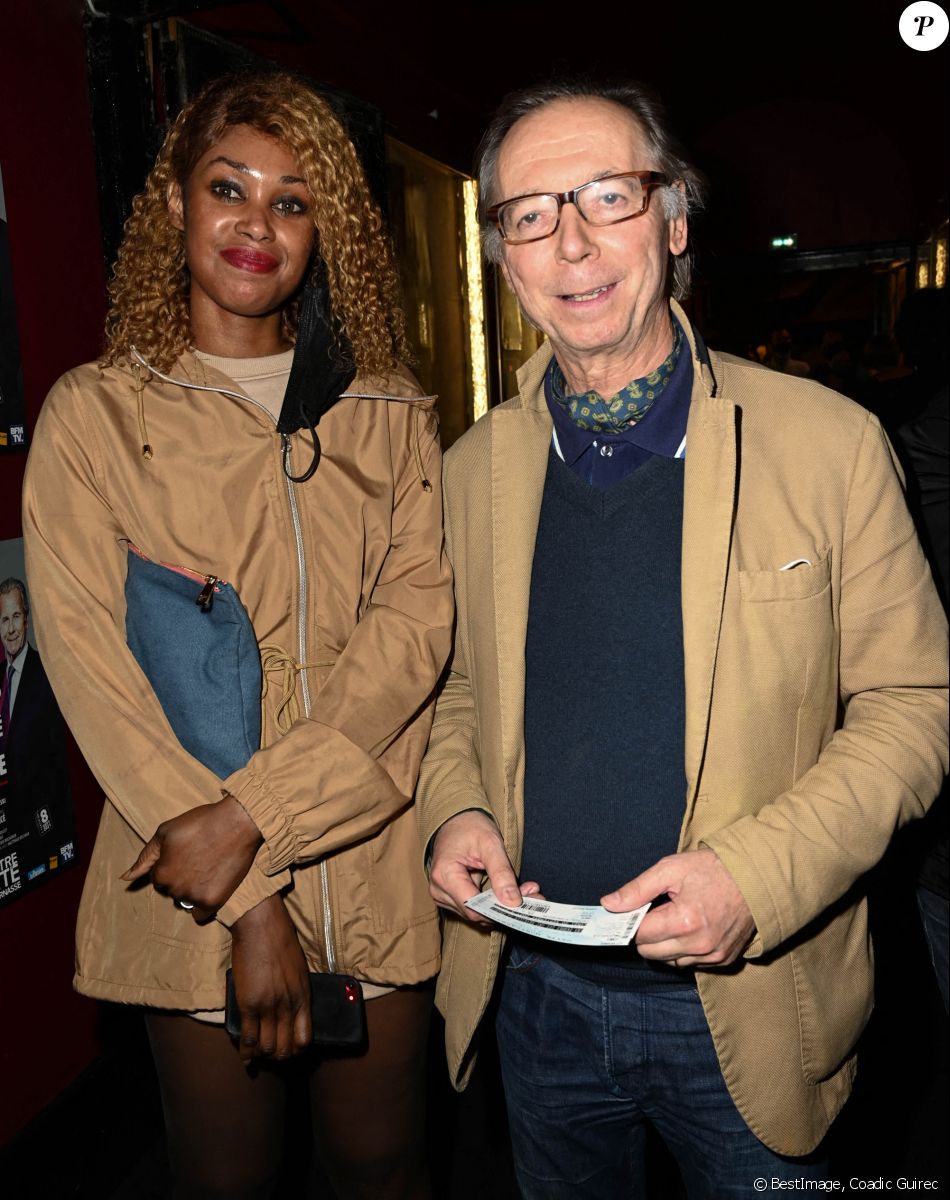 Exclusif - Philippe Chevallier et sa femme Tiffany - Générale de la pièce "Ces Femmes qui ont réveillé la France" au théâtre Gaité Montparnasse à Paris le 20 septembre 2021. © Coadic Guirec/Bestimage