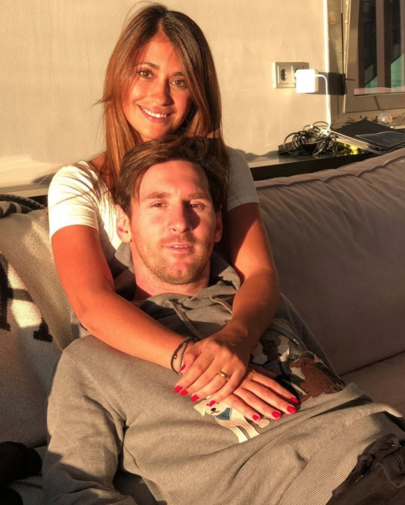 Antonela Roccuzzo a adressé une déclaration d'amour à son mari, Lionel Messi, qui quitte le FC Barcelone, son club de toujours.