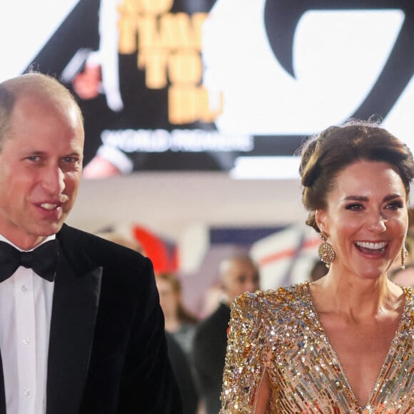 Le prince William, duc de Cambridge, Catherine Kate Middleton, duchesse de Cambridge - Avant-première mondiale du film "James Bond - Mourir peut attendre (No Time to Die)" au Royal Albert Hall à Londres le 28 septembre 2021.