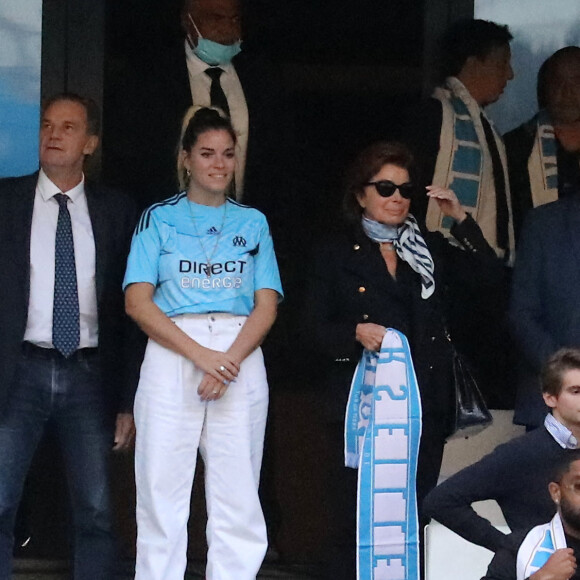 Renaud Muselier, Sophie Tapie, Dominique Tapie - Cérémonie d'hommage à Bernard Tapie au stade Vélodrome à Marseille, France, le 7 octobre 2021. Bernard Tapie, est décédé le 3 octobre 2021 à l'âge de 78 ans, après un combat de quatre ans avec cancer. © Jacovides-Santini/Bestimage