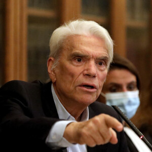 Exclusif - Bernard Tapie intervient lors de la promotion 2020 de la conférence des avocats du barreau de Paris, 11ème séance du premier tour, à la bibliothèque de l'ordre à Paris. Le 7 septembre 2020. © Dominique Jacovides / Bestimage