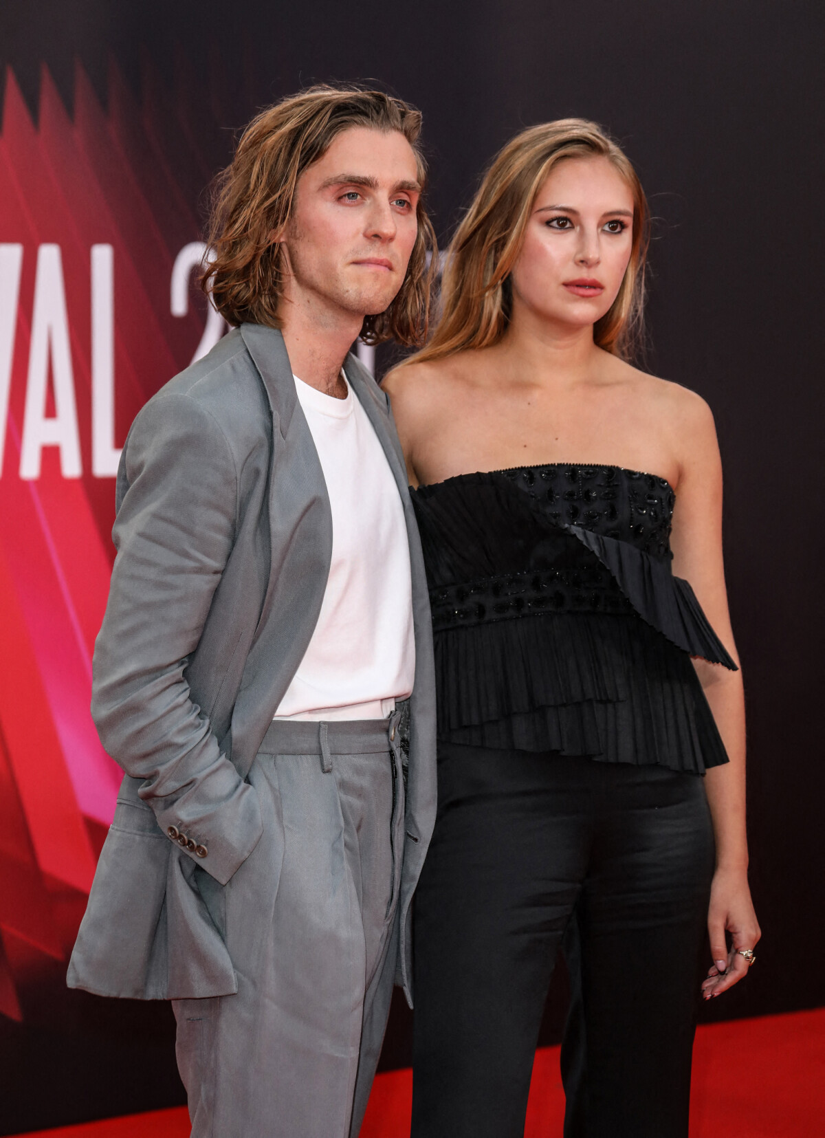 Photo Jack Farthing, Hanako Footman Première du film "Spencer" lors