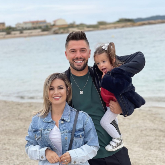 Carla Moreau et Kevin Guedj ont créé une poupée à l'éffigie de leur fille Ruby - Instagram