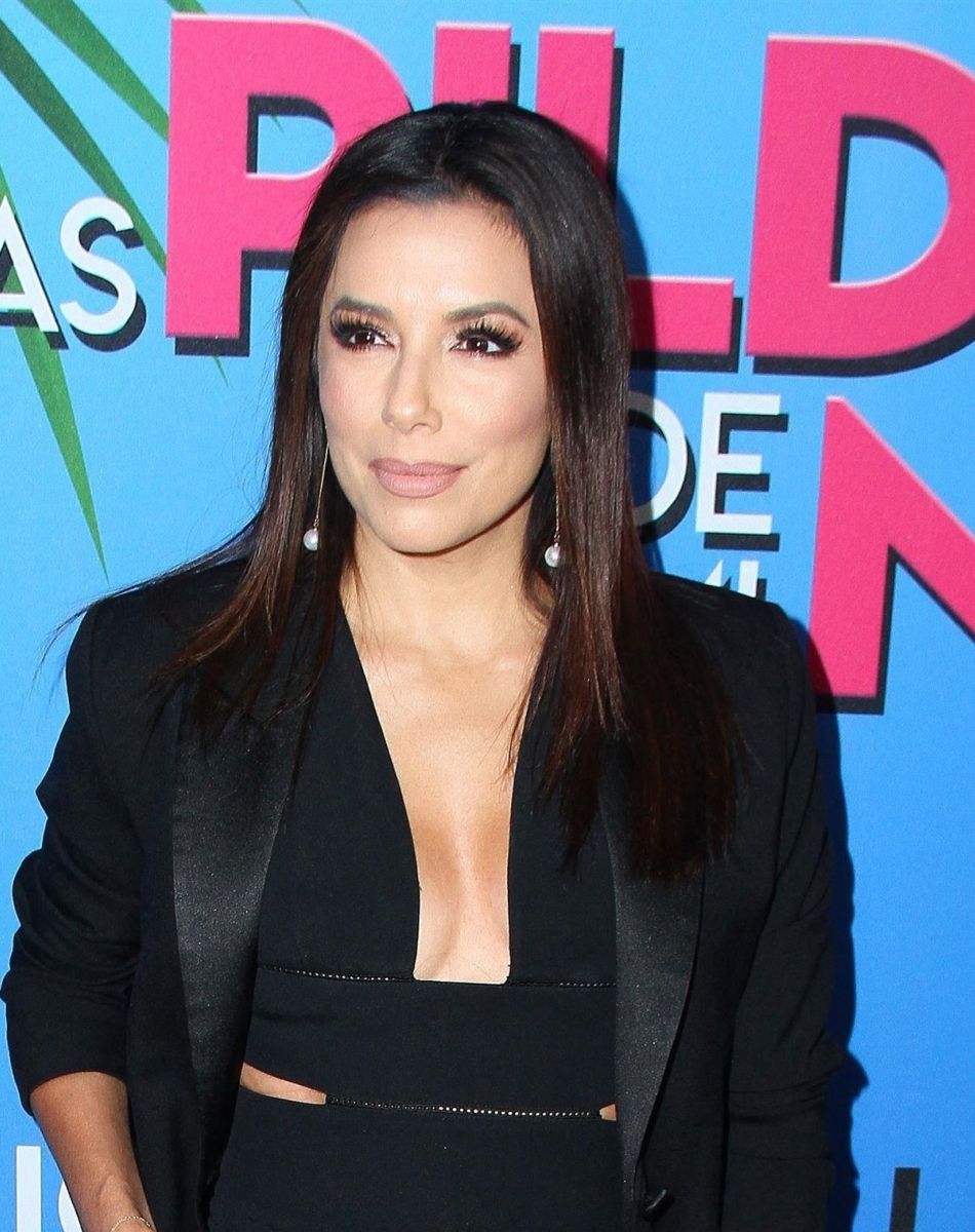 Eva Longoria à la première de The 'My Boyfriend's Meds (Las Pildoras De Mi Novi) dans le quartier de Hollywood à Los Angeles, le 18 février 2020
