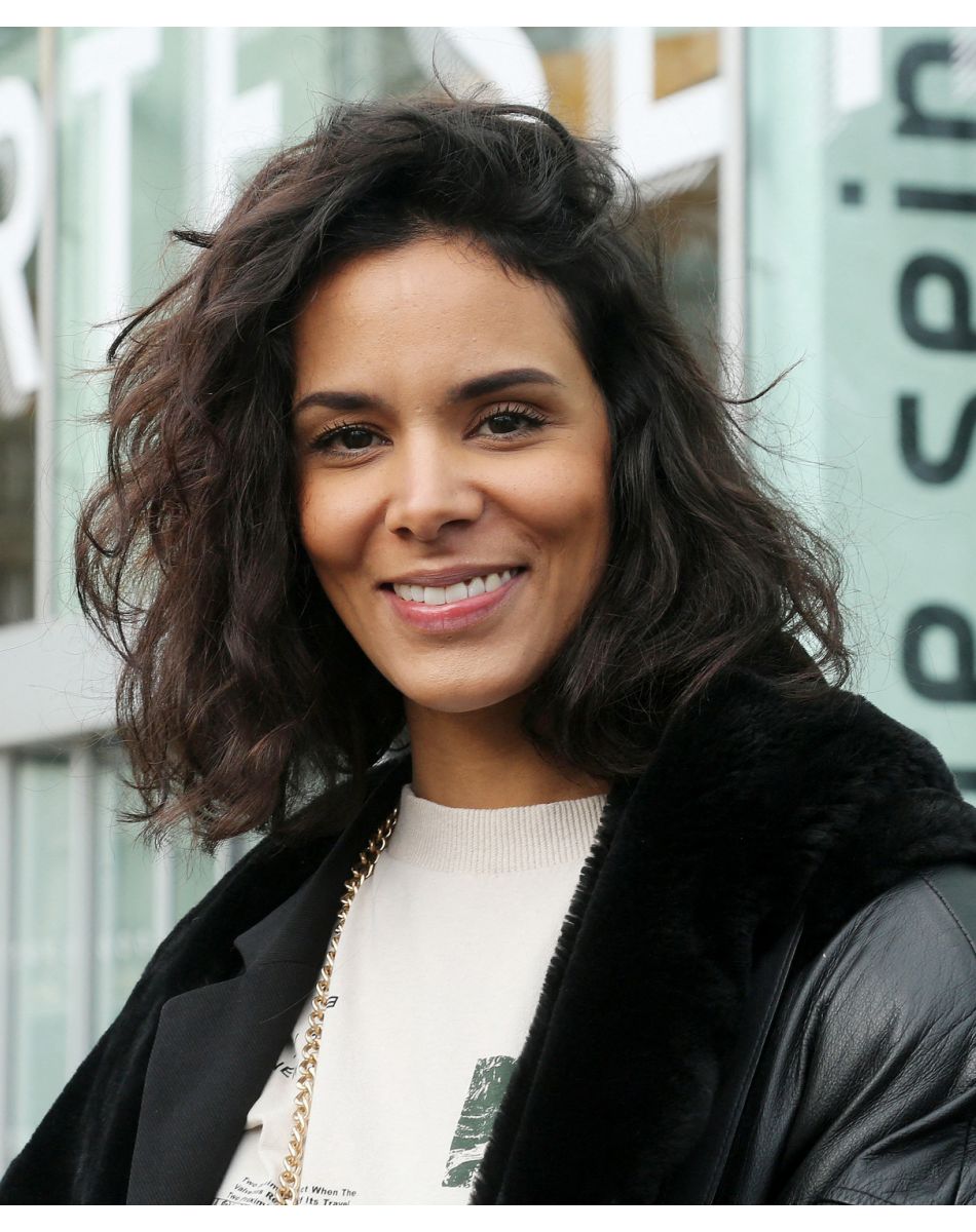 Shy'm arrive dans les studios de Radio France à Paris. © Panoramic / Bestimage