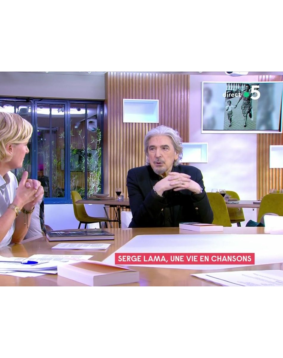 Serge Lama était l'invité d'Anne-Elisabeth Lemoine dans "C à Vous".