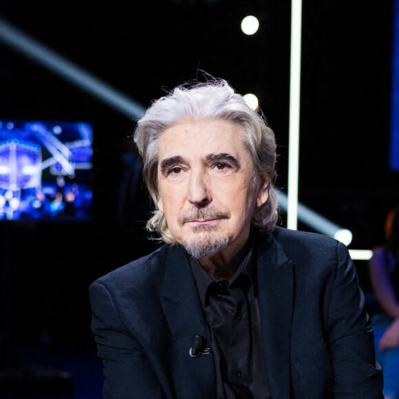 Exclusif - Serge Lama - Backstage de l'enregistrement de l'émission "La boîte à Secrets 5" à Paris. Le 21 septembre 2020 © Tiziano Da Silva / Bestimage 