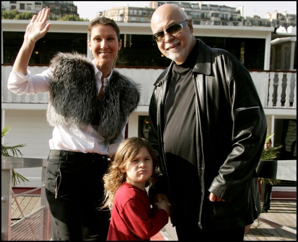 Céline Dion, René Angélil et leurs fils René-Charles à Paris 