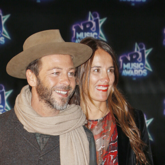 Christophe Maé et sa compagne Nadège Sarron - 18e cérémonie des "NRJ Music Awards" au Palais des Festivals à Cannes, le 12 novembre 2016. © Christophe Aubert via Bestimage