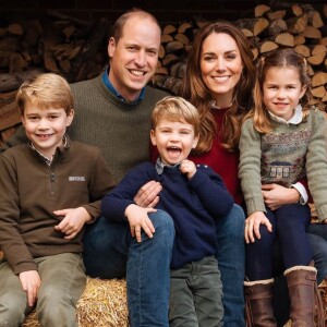 Le prince William, Kate Middleton et leurs trois enfants, le prince George, la princesse Charlotte et le prince Louis.