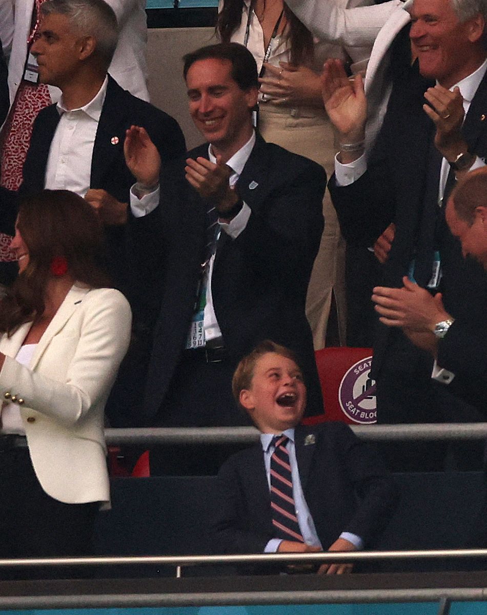 Le prince William, Kate Middleton et leur fils le prince George lors de la finale de l'Euro 2020 au stade Wembley, à Londres, le 11 juillet 2021.