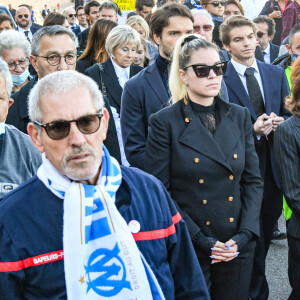 Sophie Tapie, Dominique Tapie, Nathalie Michaux Tapie (fille du défunt) - Les marseillais et la famille accompagnent Bernard Tapie jusqu'à la Cathédrale La Major à Marseille le 8 octobre 2021. © Santini / Jacovides / Bestimage