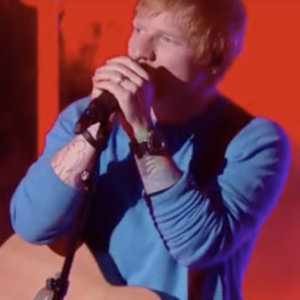 Terence James (équipe de Mika) a chanté en duo avec Ed Sheeran lors de la finale de "The Voice All Stars" - TF1