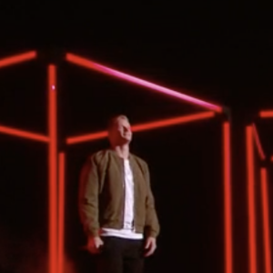 Terence James (équipe de Mika) a chanté en duo avec Ed Sheeran lors de la finale de "The Voice All Stars" - TF1