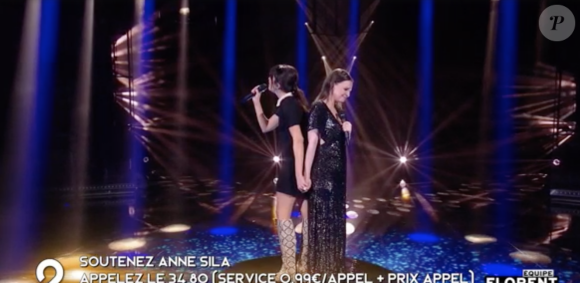 Anne Sila (équipe de Florent Pagny) a chanté en duo avec Nolwenn Leroy lors de la finale de "The Voice All Stars" - TF1