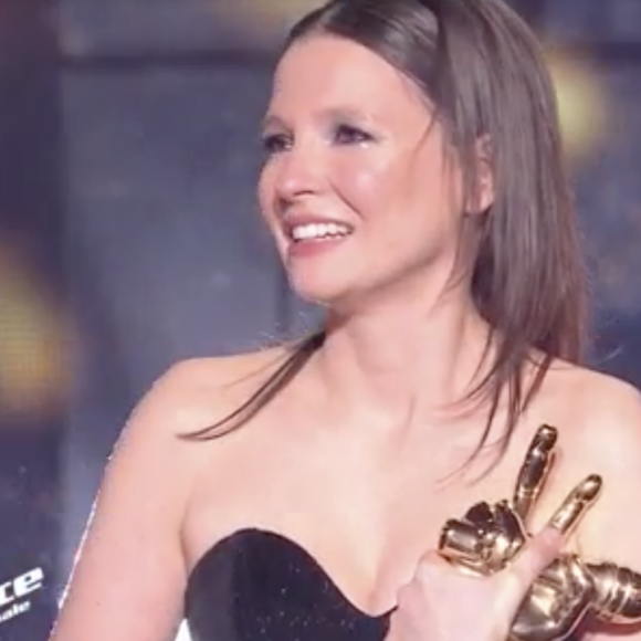 Anne Sila (équipe de Florent Pagny) remporte les All Stars de "The Voice" - TF1Q