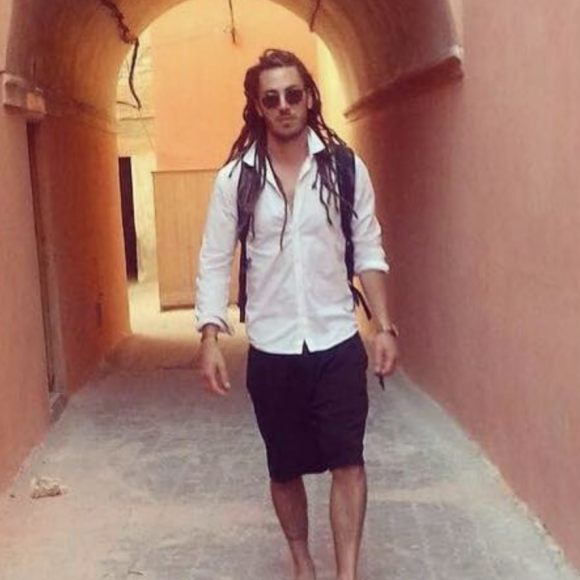 Arthur Aumerle, le nouveau compagnon de Dounia Coesens, sur Facebook