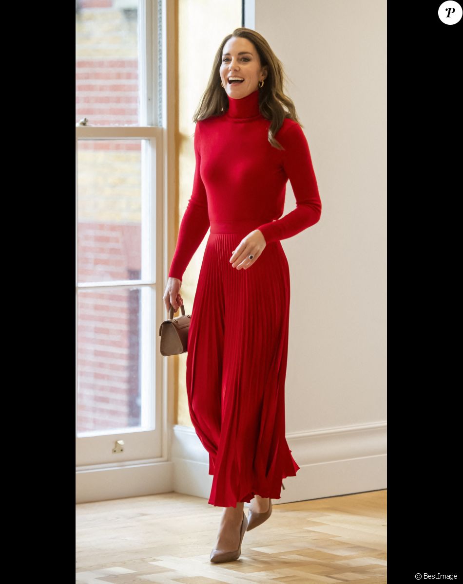 Catherine (Kate) Middleton, duchesse de Cambridge, marraine du Forward Trust, arrive à un événement organisé par le trust pour lancer la campagne "Agir contre la toxicomanie" de l'organisme de bienfaisance à Londres, Royaume Uni, le 19 octobre 2021.