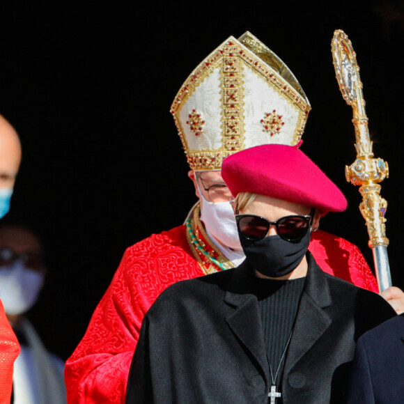 Le prince Albert II de Monaco, la princesse Charlène de Monaco - Le couple princier a assisté à la messe de Sainte Dévote à la cathédrale de Monaco le 27 janvier 2021. © Claudia Albuquerque / Bestimage  The traditional mass of Sainte Devote, Holly Patronnes of the Principality. On January 27, 2021 in Monaco. 