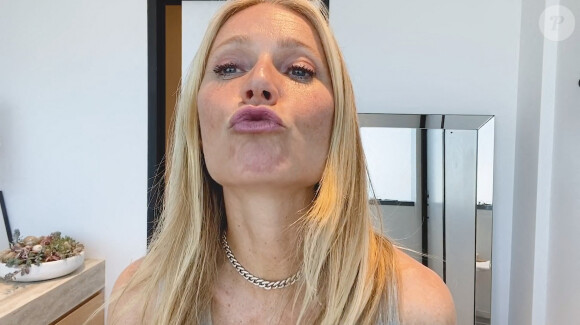 Gwyneth Paltrow a mis en ligne une vidéo pour le magazine Vogue dans laquelle elle explique comment prendre soin de sa peau.