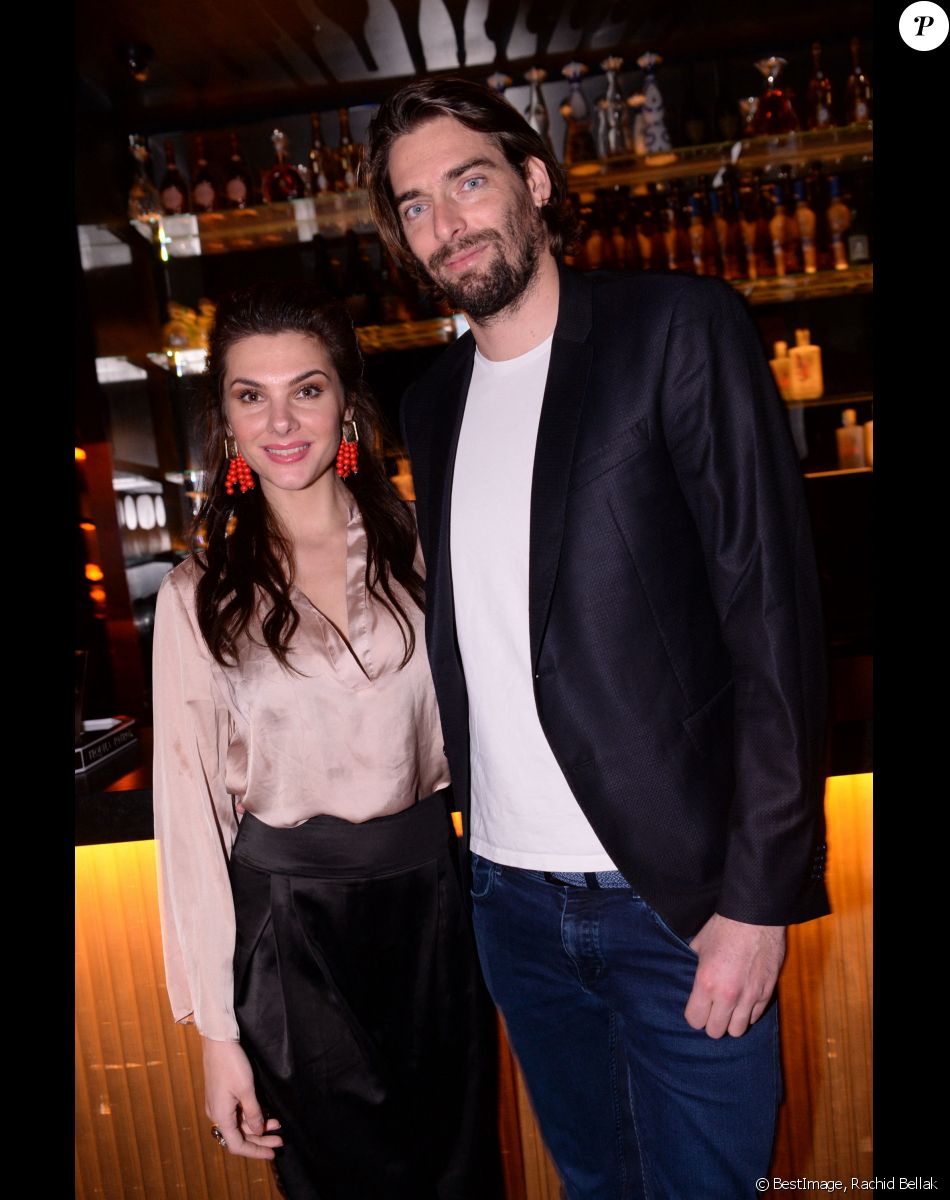 Exclusif - Camille Lacourt et sa compagne Alice Detollenaere (Miss Bourgogne 2010) - Soirée de lancement de "Chez Blue" au club "Boum Boum" situé dans le prestigieux 8eme arrondissement de Paris le 30 janvier 2020. À cette occasion A.Colette a fait dégusté sa vodka " Touché " aux invités. " Chez Blue " est désormais le rendez vous incontournable du jeudi soir ! © Rachid Bellak/Bestimage