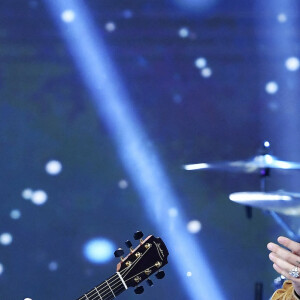 Ed Sheeran se produit dans l'émission Idol sur TV4 en Suède. Le 7 octobre 2021.