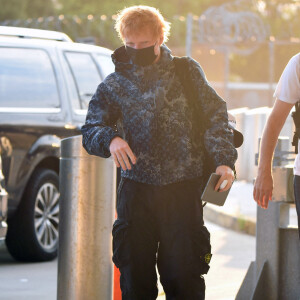 Exclusif - Ed Sheeran arrive à l'aéroport JFK à New York, le 15 septembre 2021.