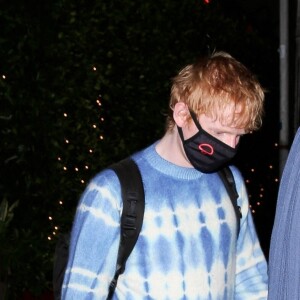 Ed Sheeran à la sortie du restaurant Giorgio Baldi dans le quartier de Santa Monica à Los Angeles, le 31 juillet 2021.