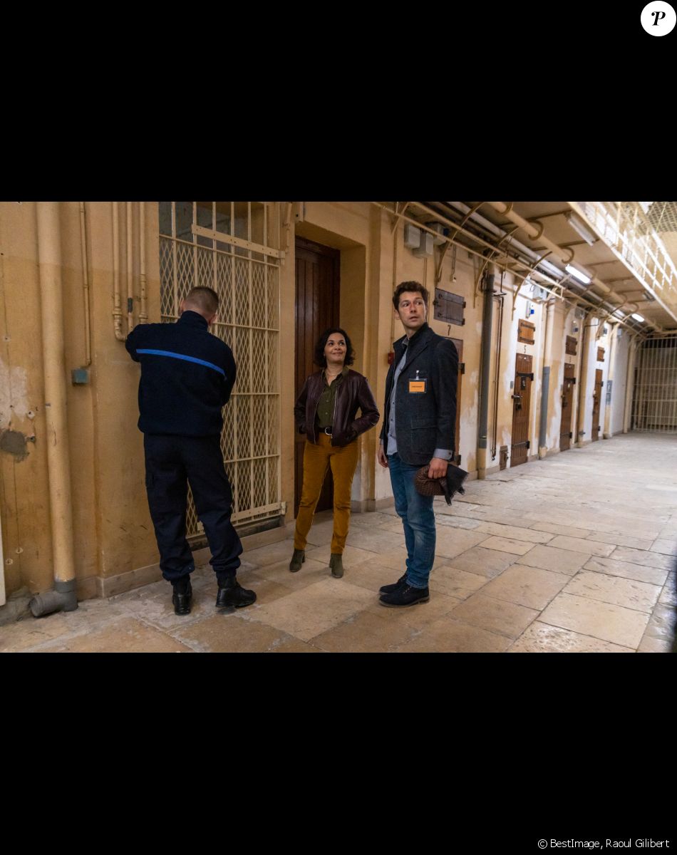 Le Bruit Des Trousseaux France 2 Replay