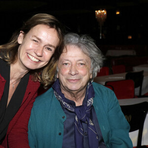 Sandrine Bonnaire et Hervé Vilard - Concert de Nicoletta, à l'occasion de ses 50 ans de carrière, au Lido à Paris. Le 4 novembre 2021. © Cédric Perrin / Bestimage