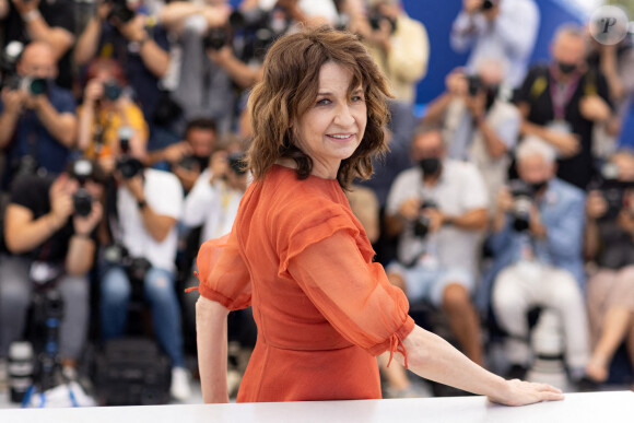 Valérie Lemercier (réalisatrice) au photocall du film Aline (hors compétition) lors du 74ème festival international du film de Cannes le 14 juillet 2021 © Borde / Jacovides / Moreau / Bestimage 