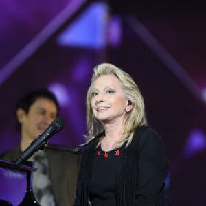 Véronique Sanson - Cérémonie des 31e Victoires de la Musique au Zénith de Paris le 12 février 2016 © Guirec Coadic / Bestimage 