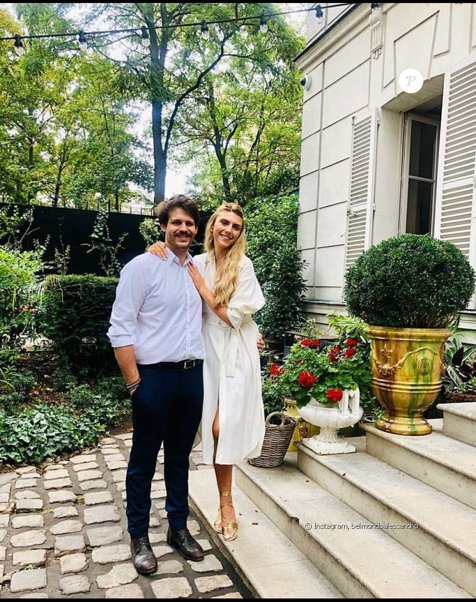 Alessandro Belmondo, fils de Paul et Luana Belmondo, petit-fils de Jean-Paul Belmondo, avec sa compagne Méliné Ristiguian. Le jour de leur PACS, août 2020.