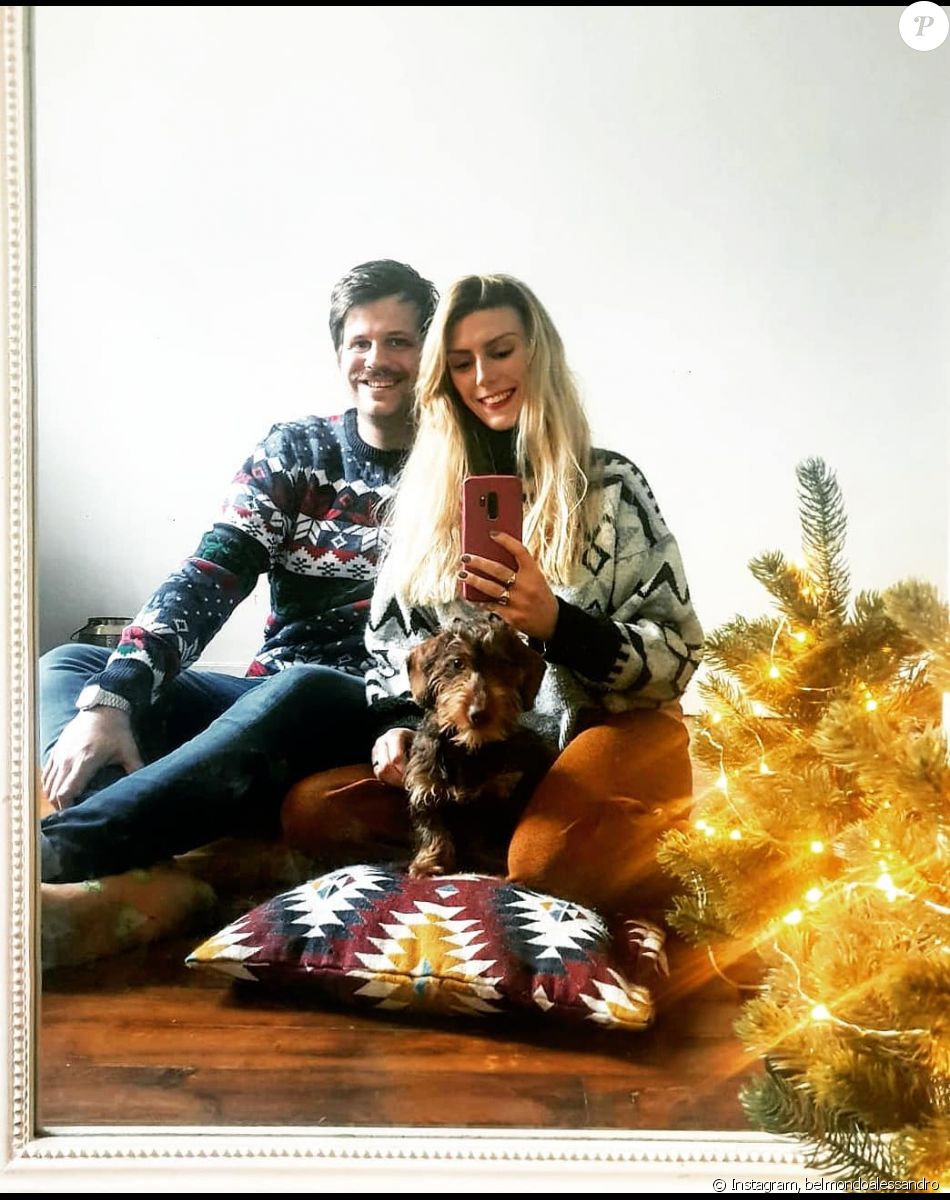 Alessandro Belmondo, fils de Paul et Luana Belmondo, petit-fils de Jean-Paul Belmondo, avec sa compagne Méliné Ristiguian. Le 6 décembre 2020.