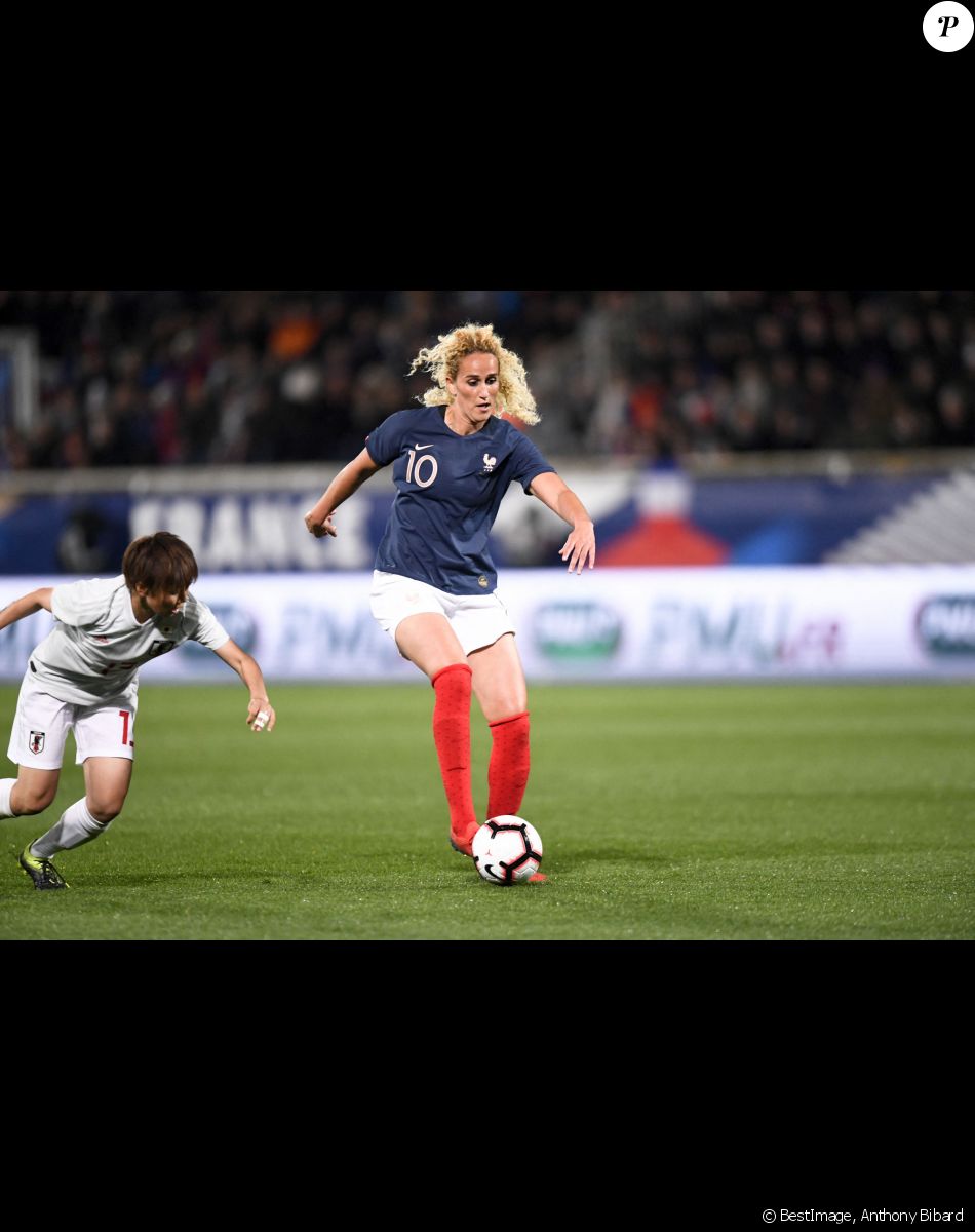 Kheira Hamraoui : France vs Japon - Match Amical à Auxerre, France, le 4 avril 2019. © Anthony Bibard/Panoramic/Bestimage