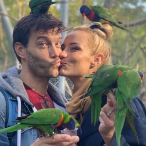 Élodie Gossuin révèle avoir échappé à un accident en forêt alors qu'elle était en famille.